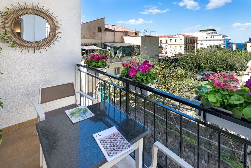 Maryrosy Sorrento Apartment Екстер'єр фото